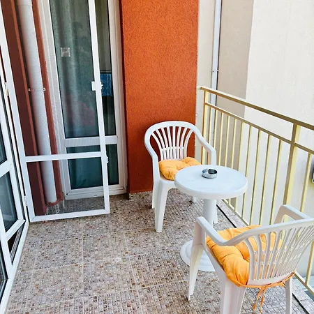 דירה Nessebar Family - Large Terrace, Pools סאני ביץ'