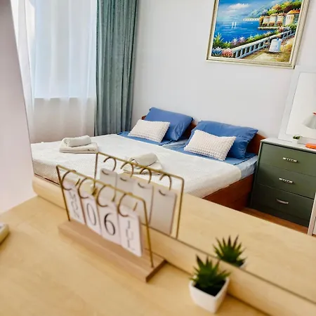 Nessebar Family - Large Terrace, Pools Apartment *